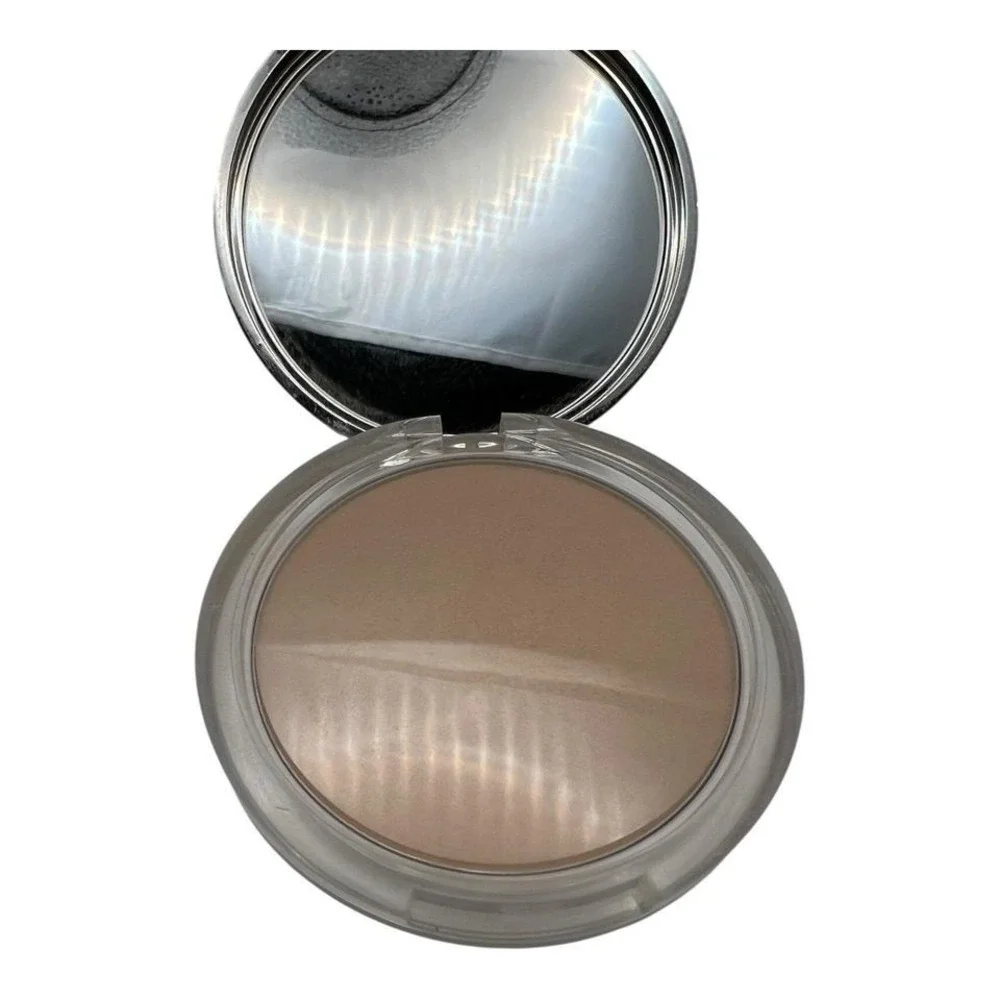Clinique - Stay-Matte Powder (03 Stay Beige, 0.27 oz) - Oil-Free Makeup
